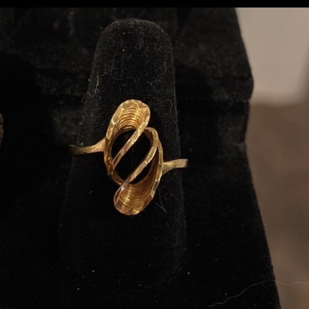 14k gold ring